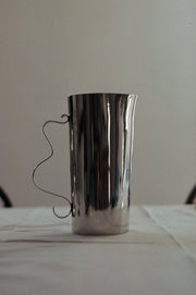 Squiggle Pitcher