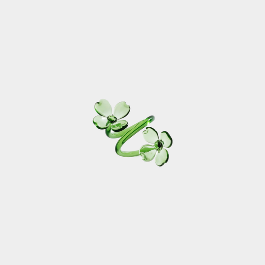 Botanica Glass Flower Napkin Rings (Set of 4 ) in Green