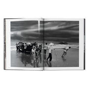 Sebastião Salgado. Exodus (English)