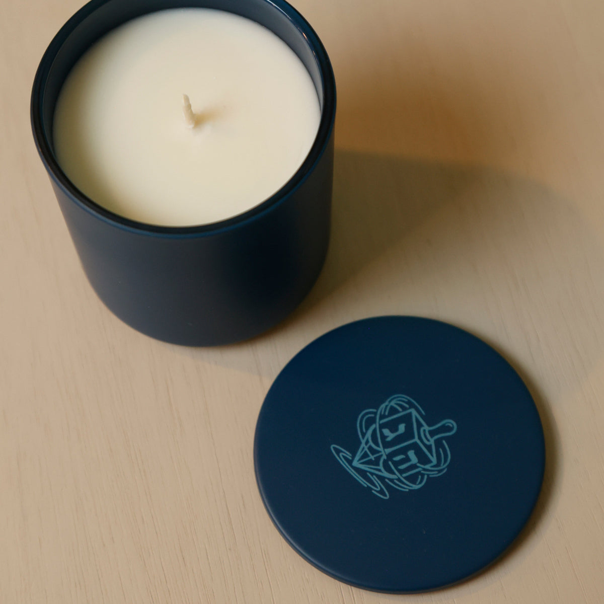 HANUKKAH DREIDEL CYLINDER (NAVY BLUE 8 OZ)