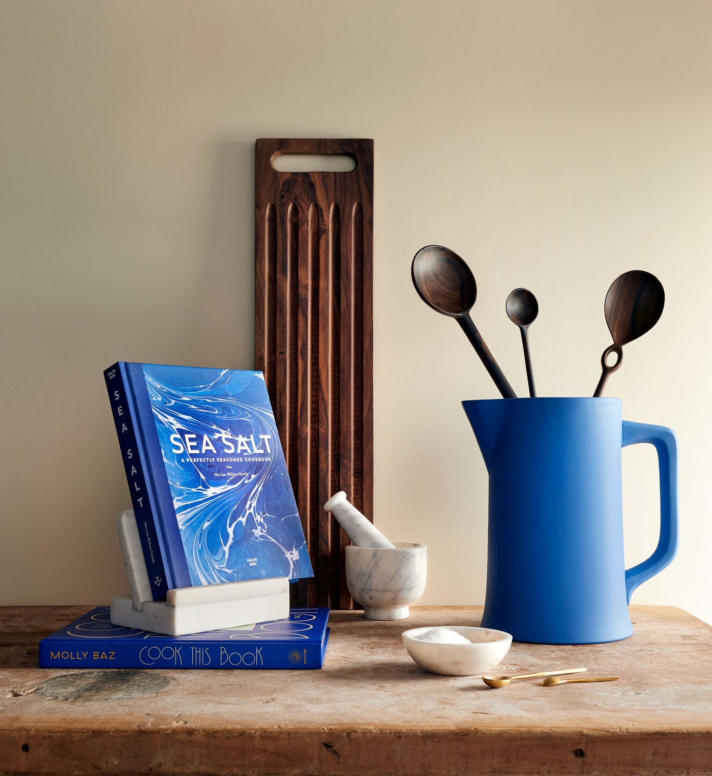 Beck Cookbook Stand