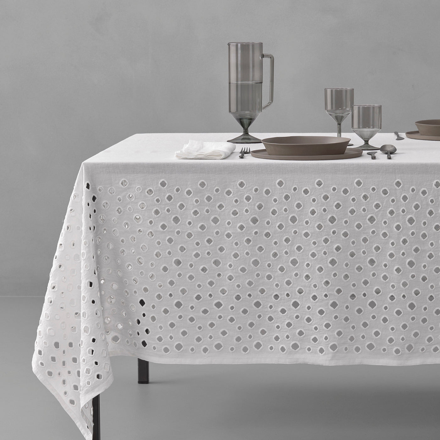 Ols Tablecloth