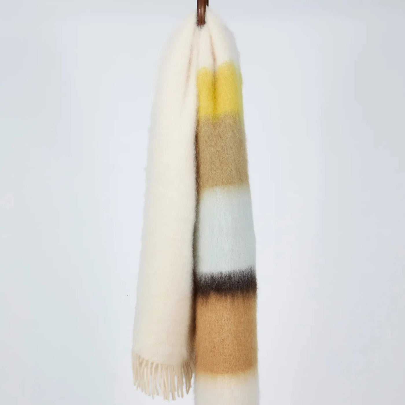 (Pre Order) Mantas Ezcaray Mohair Serenity (SE-39)