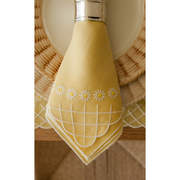 Daisy Dinner Napkin in Yellow
