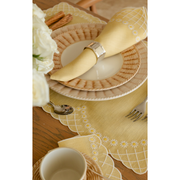 Daisy Dinner Napkin in Yellow