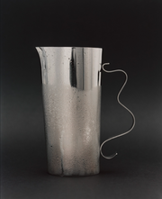 Squiggle Pitcher