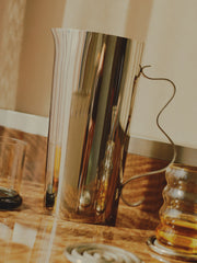 Squiggle Pitcher