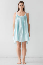 Suzannita Sleeveless Gown