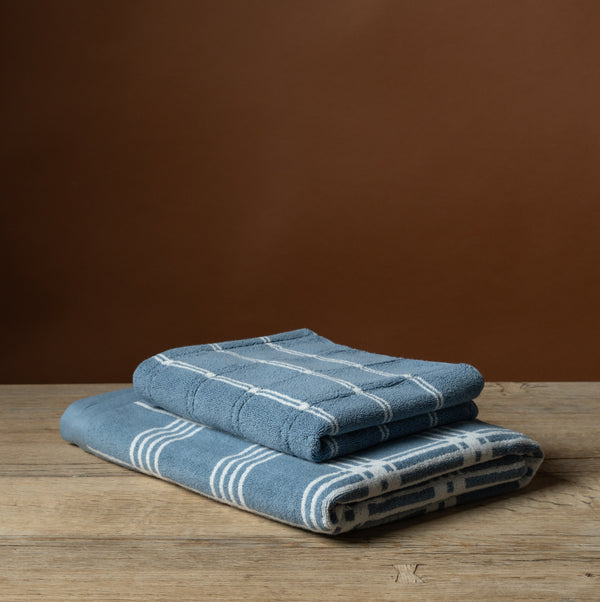 Sorn Bath Towel in Celeste & Chalk