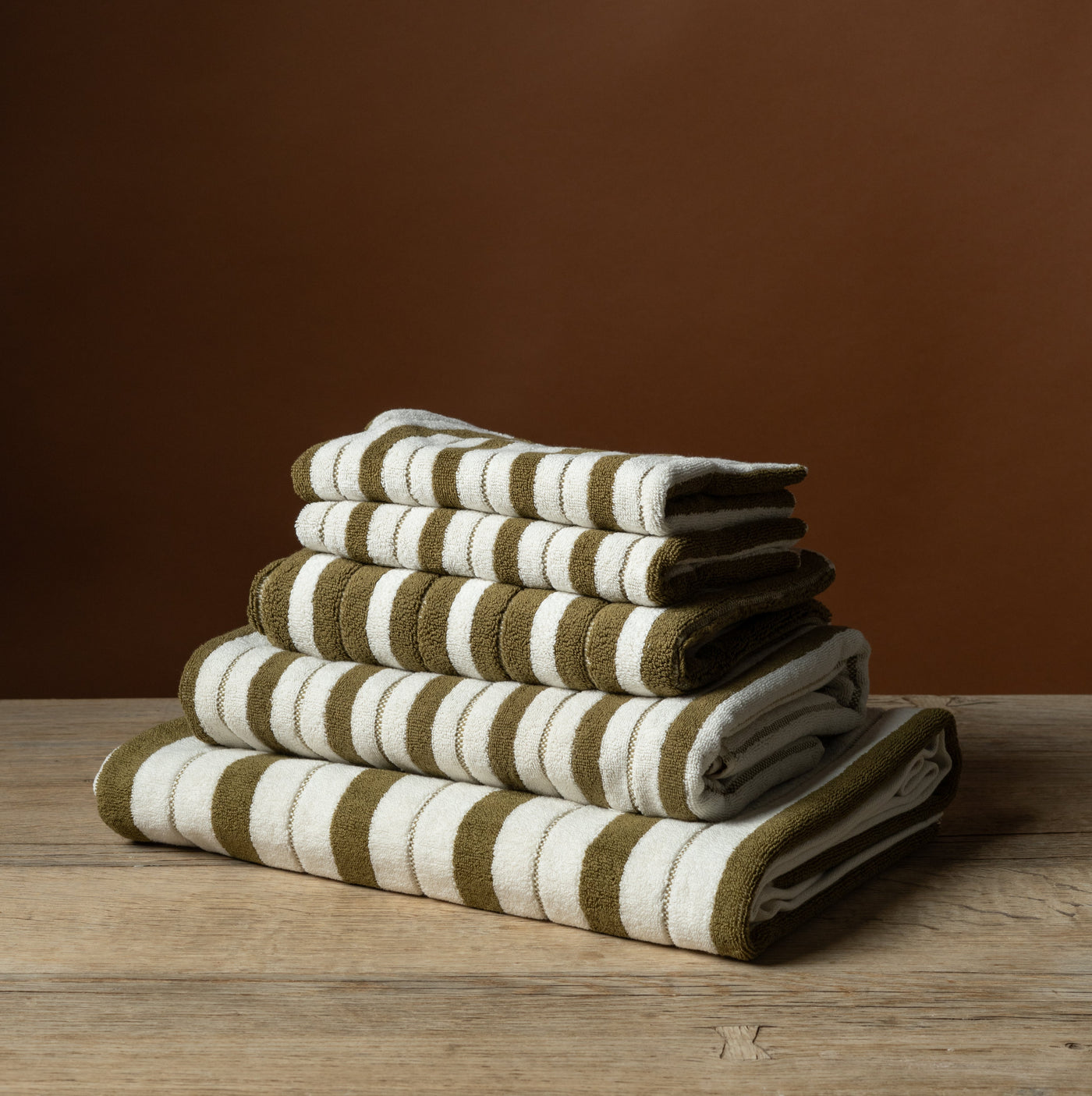 San Luis Hand Towel in Caper & Chalk
