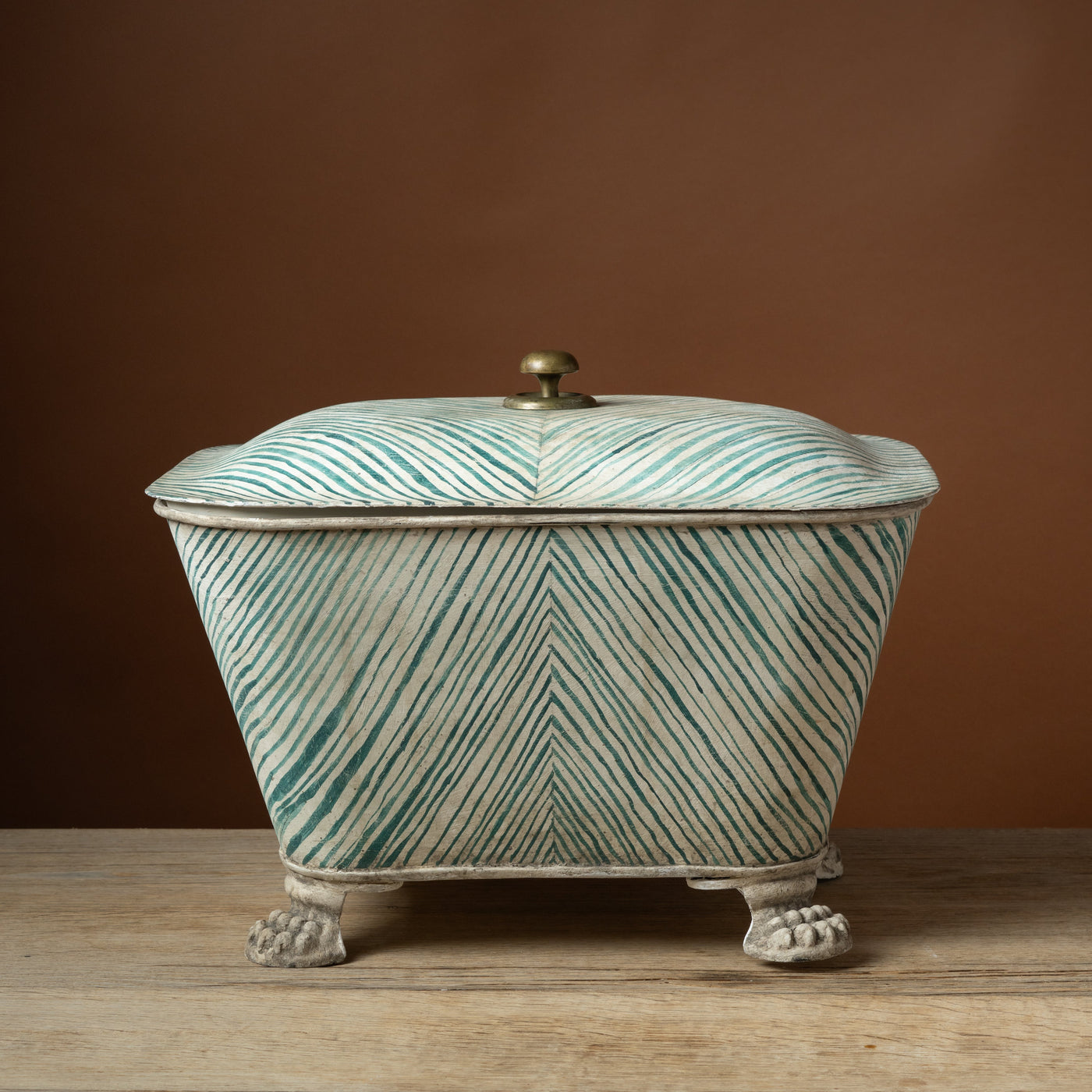 19th C. English Tole Covered Jardinière with Strié Finish