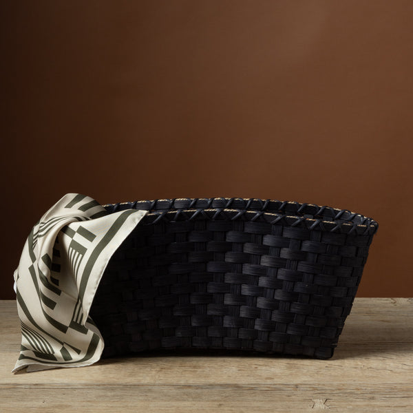 Crescent Clutch