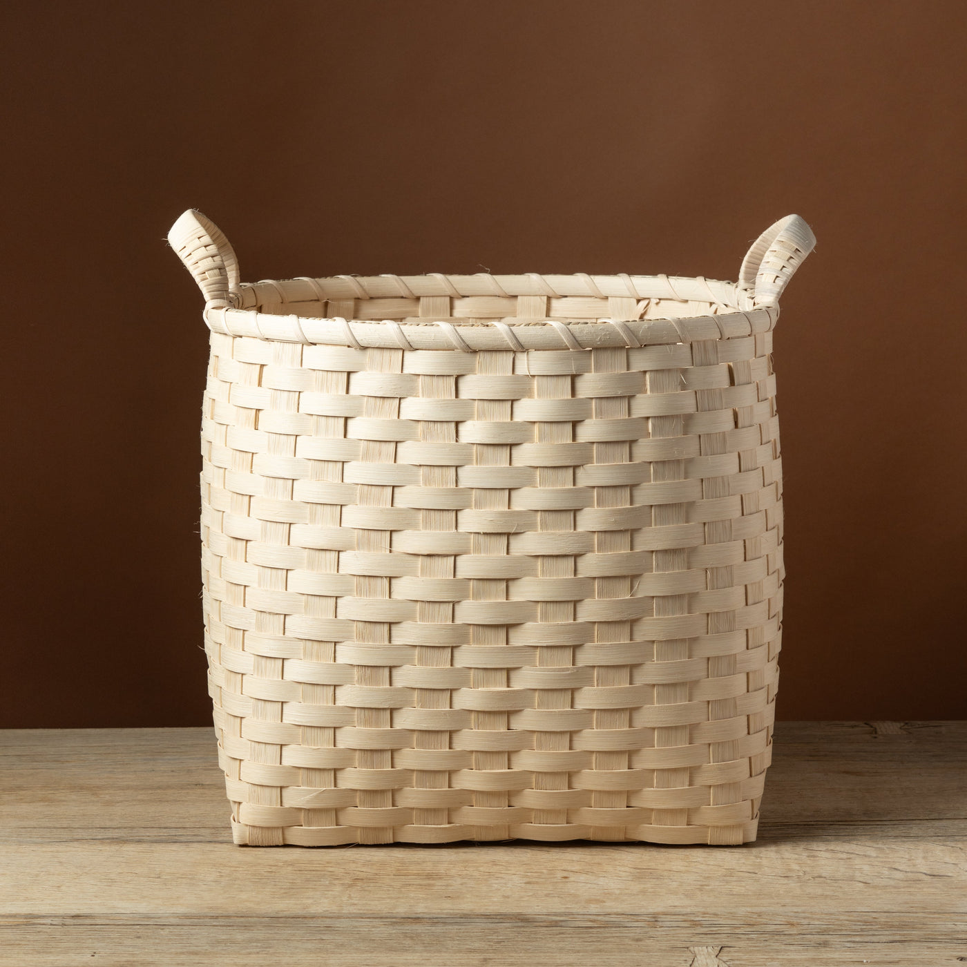 Large Throw Basket