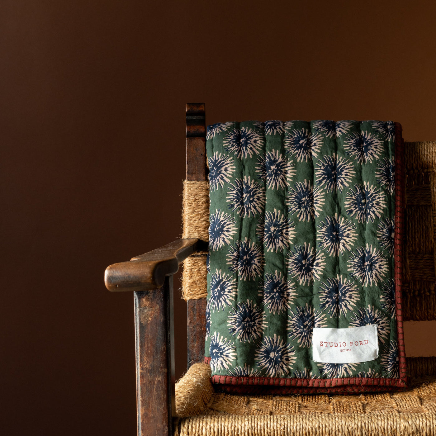 Blooming Flower Throw