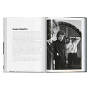 Daniel Kramer. Bob Dylan. A Year and a Day (English)