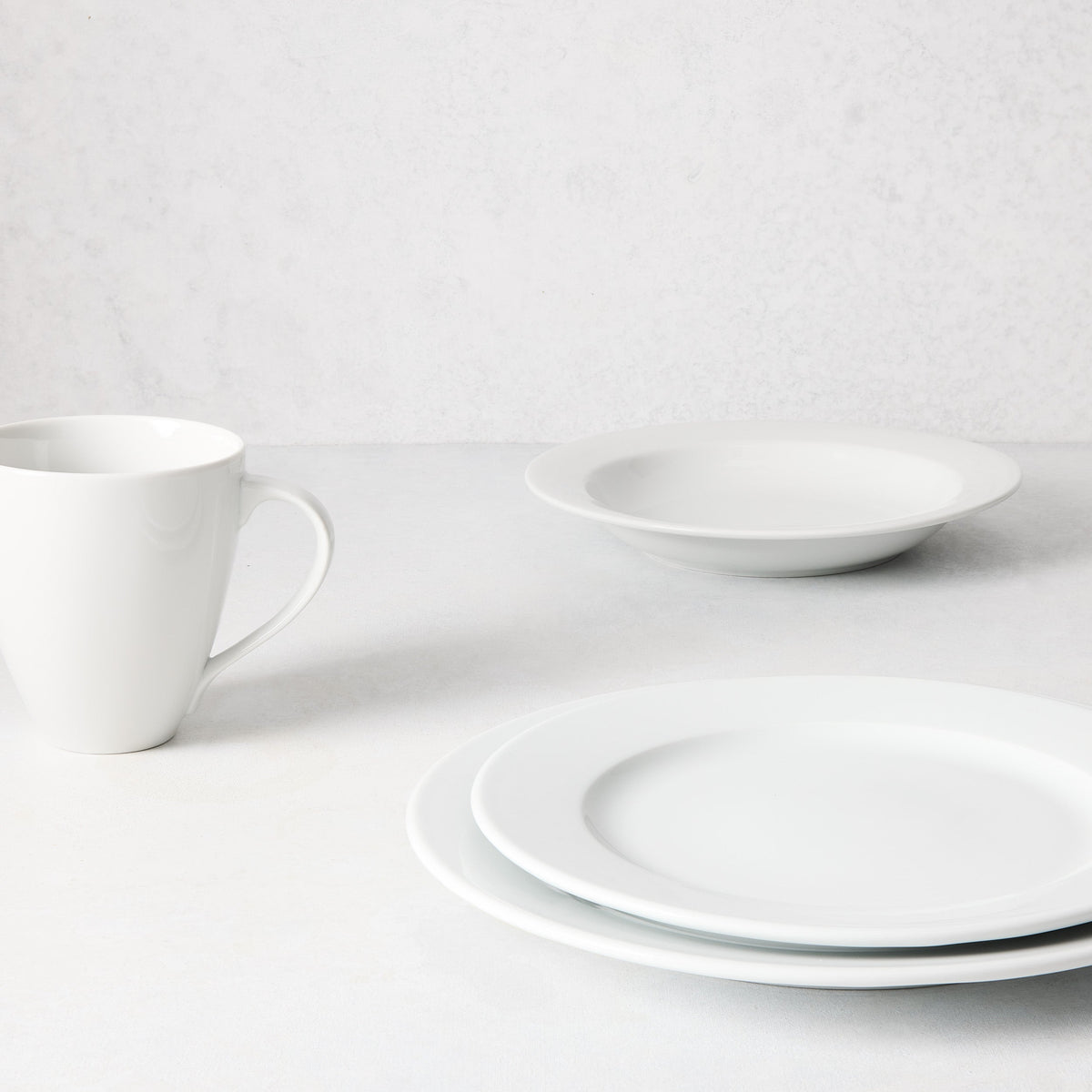 Everyday Porcelain Bread/Appetizer Plate