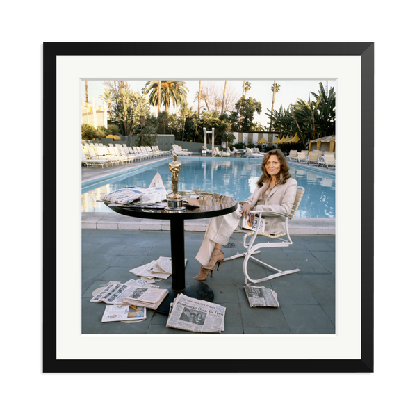 Faye Dunaway Sits by the Pool