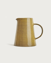 Assisi Pitcher