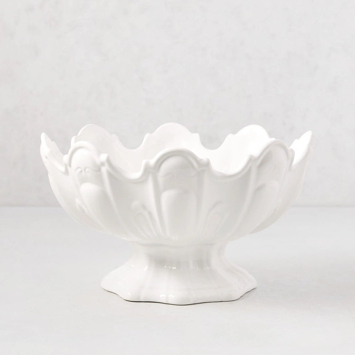 Medium Ceramic Scalloped Serving Bowl