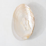 Shell Caviar Dish and Set of 4 Spoons