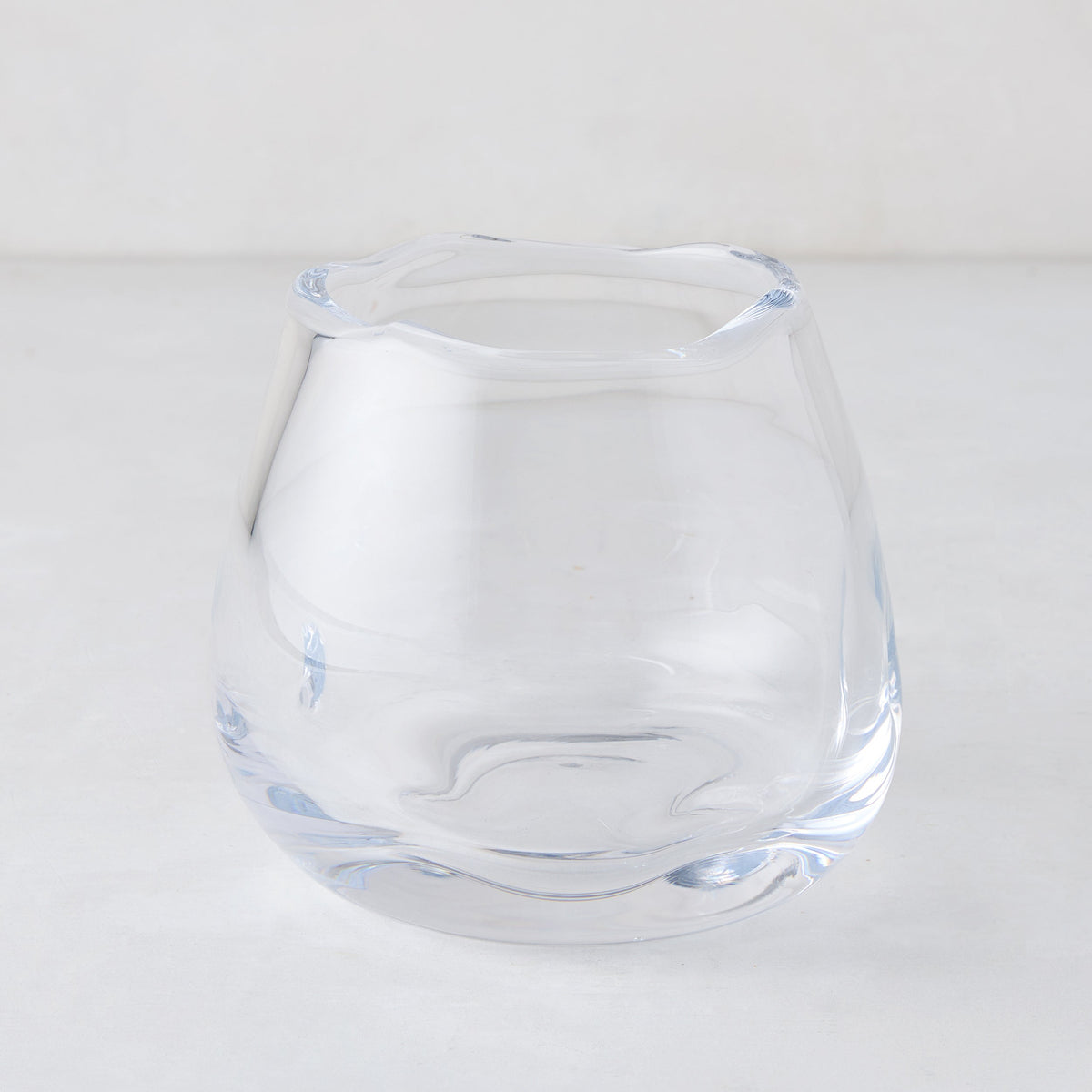 Small Mia Scissor-Cut Round Vase